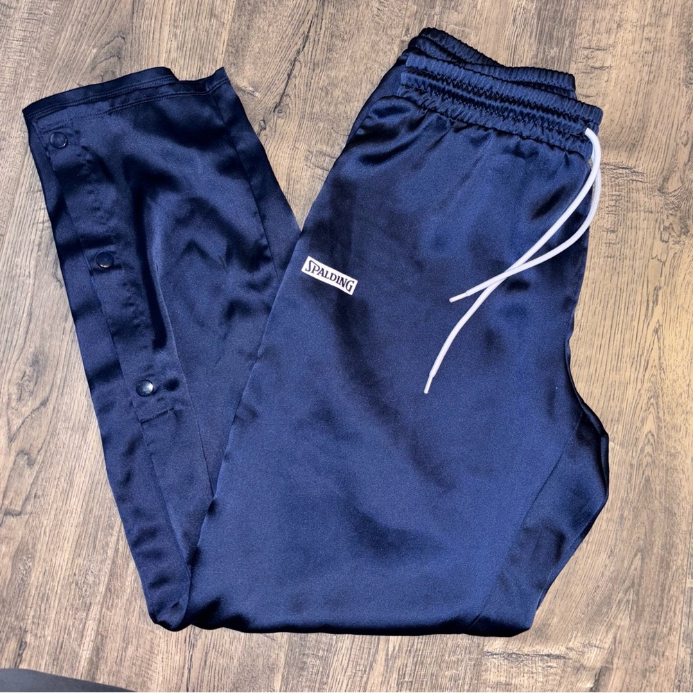 Dark blue athletic pants brand: spalding